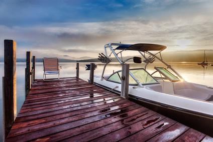 WHAT PRODUCT SHOULD I USE TO PROTECT MY WOOD DOCK AGAINST WATER AND UV RAYS?